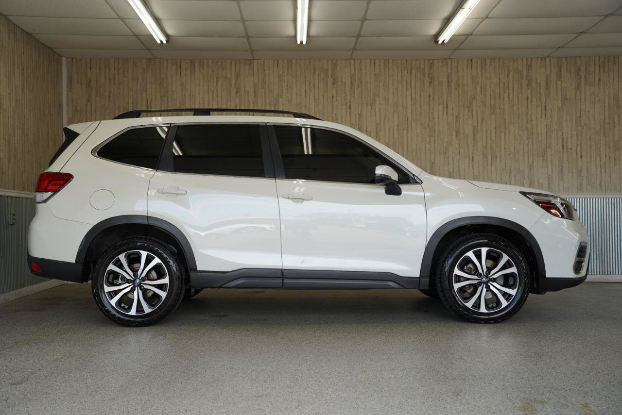 Used 2020 Subaru Forester Limited AWD/4WD image 6