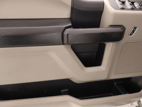 Used 2019 Ford F250 XL w/ STX Appearance Package AWD/4WD image 14