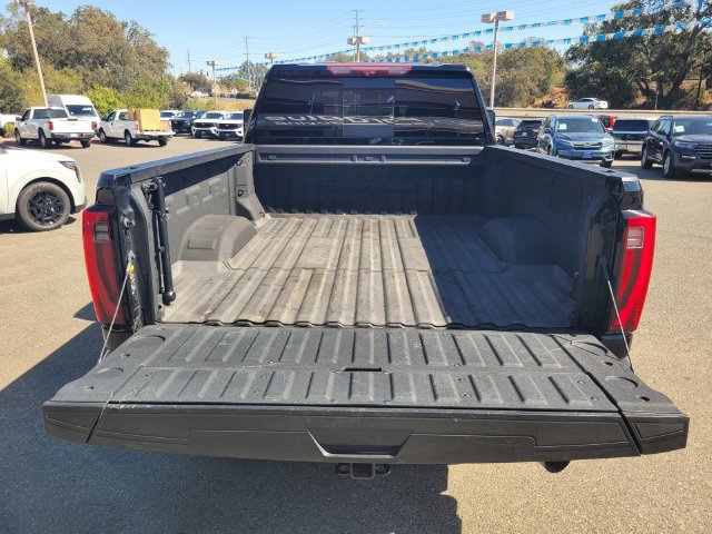 Used 2024 GMC Sierra 2500 Denali Ultimate AWD/4WD image 8
