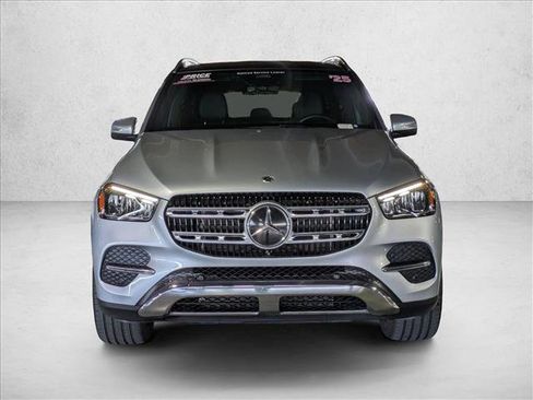 Used 2025 Mercedes-Benz GLE 350 4MATIC image 5