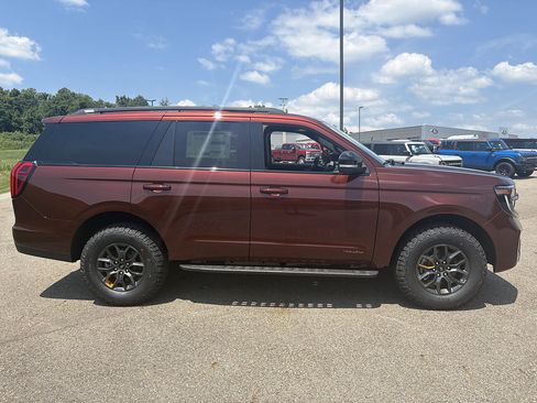 New 2027 Ford Expedition Tremor w/ Driver's Package AWD/4WD image 6