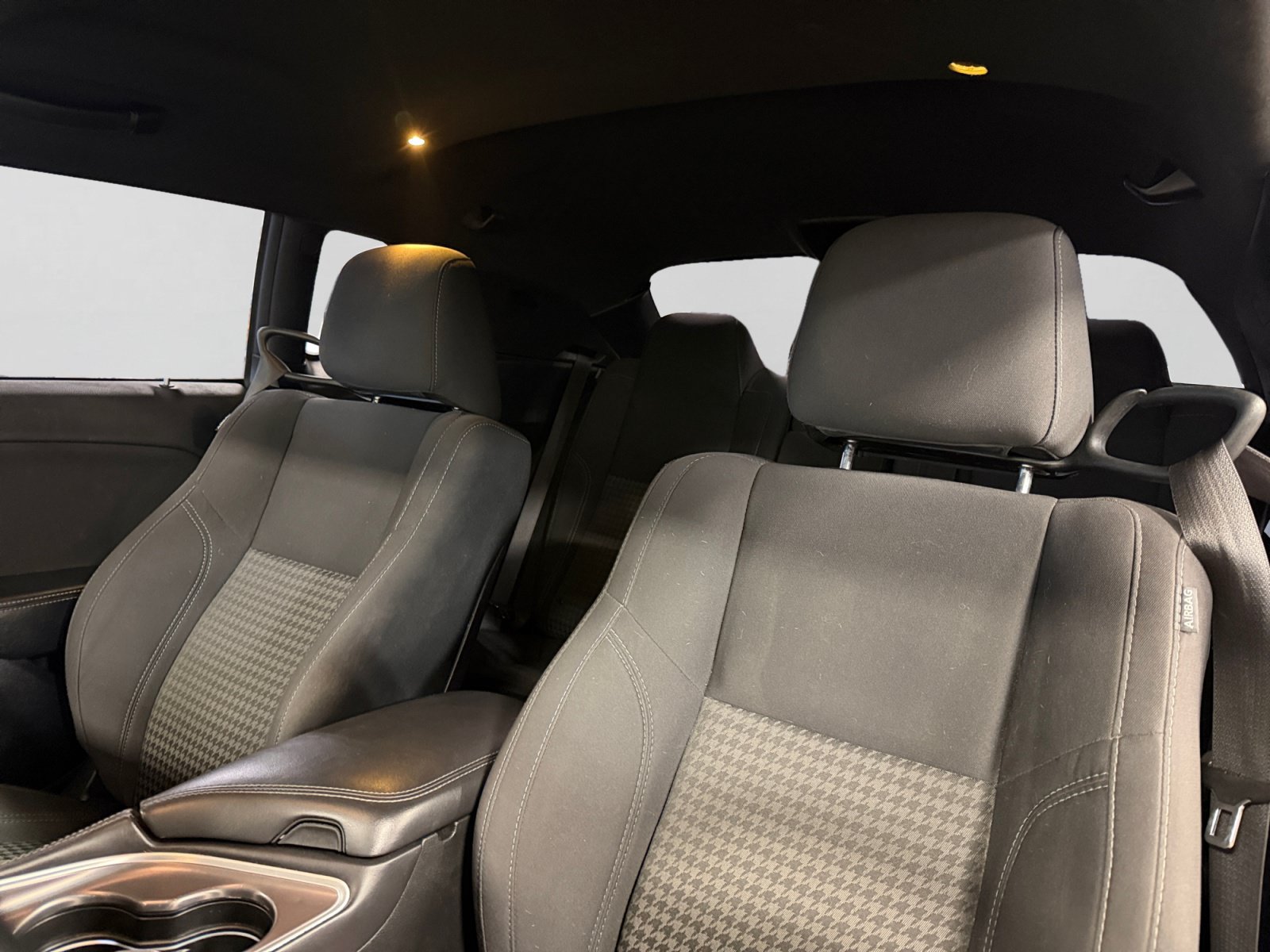 Used 2019 Dodge Challenger SXT RWD image 33