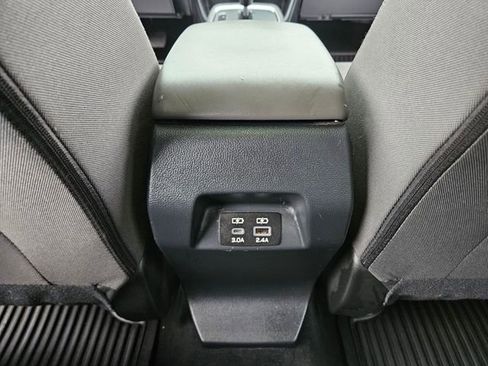 Used 2025 Subaru Crosstrek 2.0i Premium w/ Popular Package #4 image 12