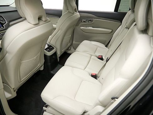 Certified 2023 Volvo XC90 T8 Plus image 19