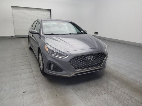 Used 2018 Hyundai Sonata Sport w/ Tech Package 05 FWD image 13
