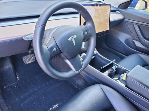 Used 2020 Tesla Model 3 Long Range image 28