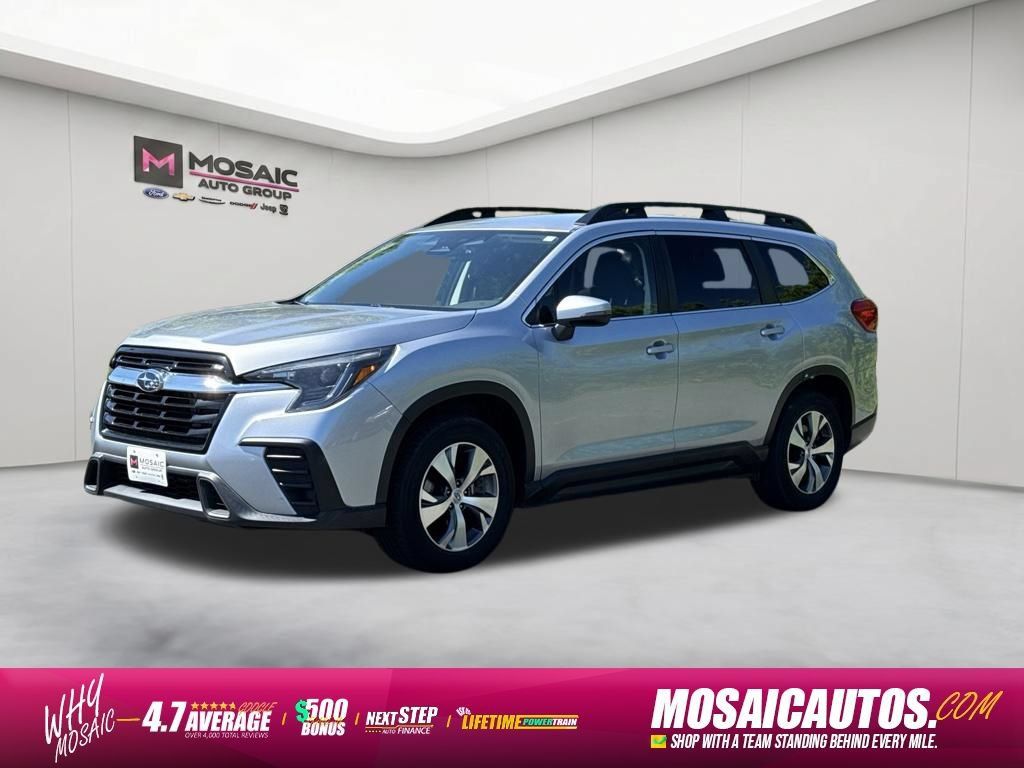 Used 2023 Subaru Ascent Premium AWD/4WD image 3