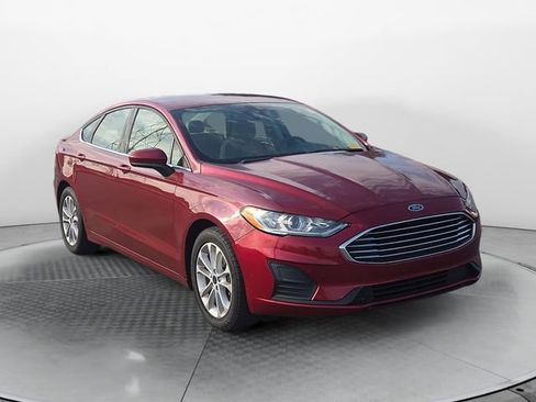 Used 2019 Ford Fusion SE FWD image 7