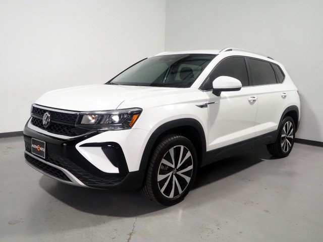 Used 2024 Volkswagen Taos SE FWD image 9