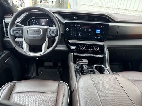 Used 2023 GMC Sierra 1500 Denali w/ Denali Reserve Package image 22