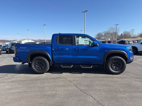 New 2026 Nissan Frontier PRO-4X w/ Pro-4x Convenience Package image 4