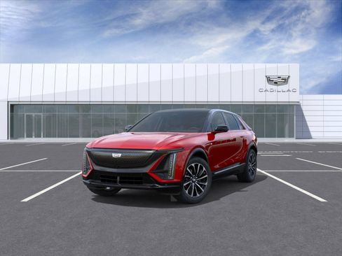 New 2026 Cadillac Lyriq Sport w/ LPO, Floor Liner Package AWD/4WD image 8