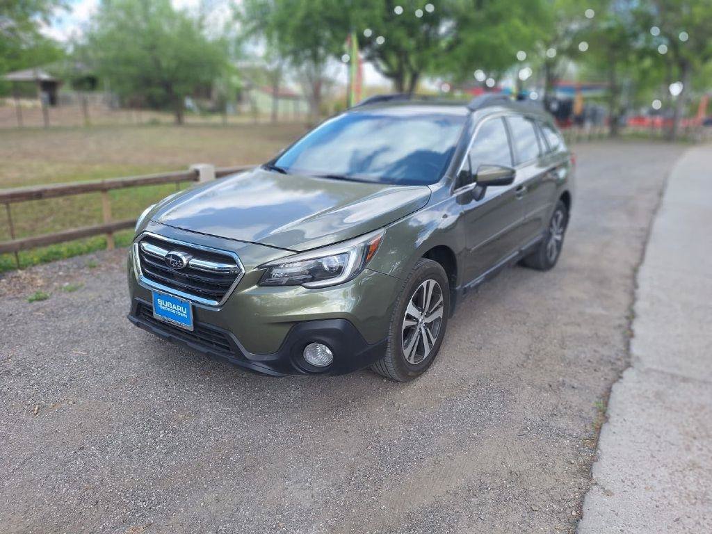 Used 2018 Subaru Outback 2.5i Limited AWD/4WD image 3