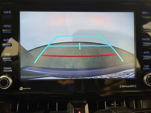 Used 2022 Toyota Corolla LE image 24