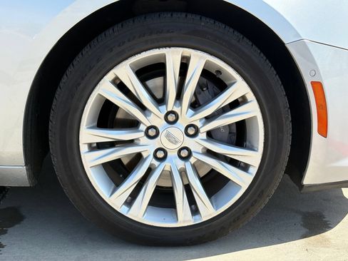 Certified 2018 Cadillac XTS Luxury FWD image 9