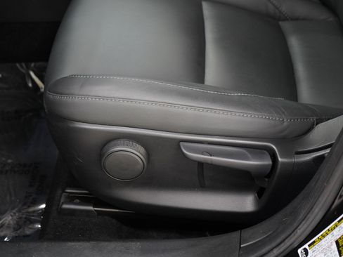 Used 2023 MAZDA CX-30 AWD 2.5 S w/ Select Package image 23