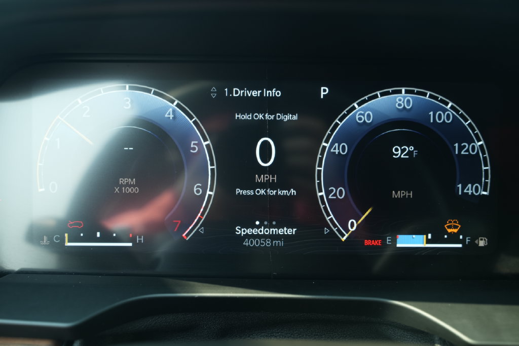 Used 2023 Jeep Grand Cherokee L Summit w/ Advanced Protech Group IV AWD/4WD image 35