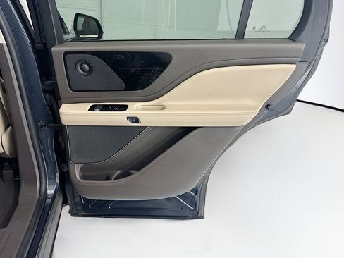 Used 2022 Lincoln Aviator Reserve w/ Elements Package Plus RWD image 26