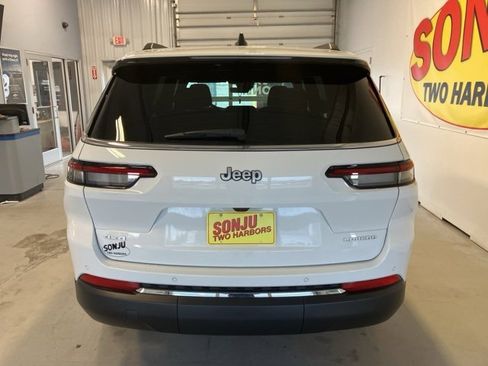 New 2025 Jeep Grand Cherokee L Laredo image 5