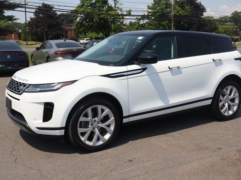 Used 2022 Land Rover Range Rover Evoque SE AWD/4WD image 1