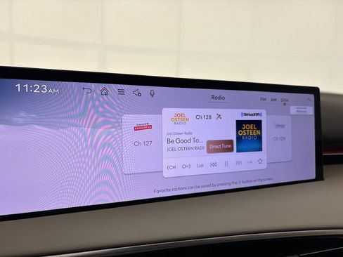 New 2026 Genesis GV70 2.5T Advanced AWD/4WD image 12