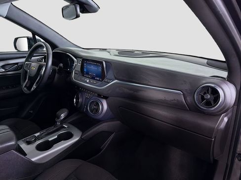 Used 2022 Chevrolet Blazer LT image 29