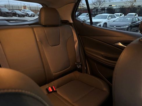 Used 2025 Buick Encore GX Preferred image 35