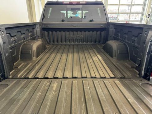 Certified 2022 Chevrolet Silverado 1500 High Country w/ Technology Package image 41