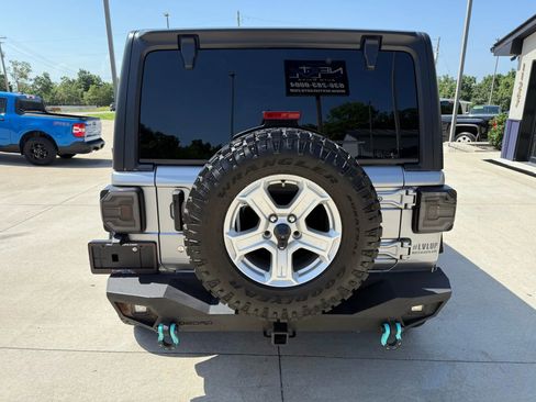 Used 2020 Jeep Wrangler Unlimited Sport S image 8