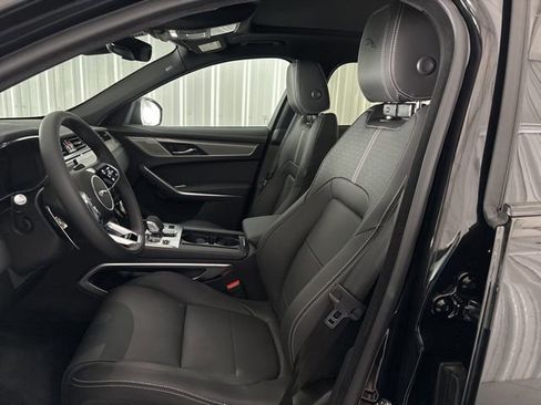 Used 2026 Jaguar F-PACE R-Dynamic S image 12