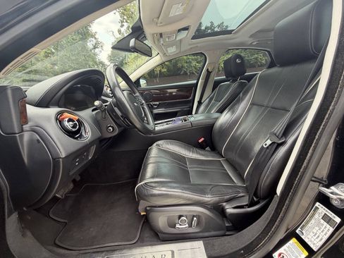 Used 2016 Jaguar XJ R-Sport RWD image 4