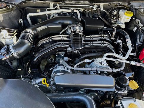 Used 2021 Subaru Outback Limited image 42