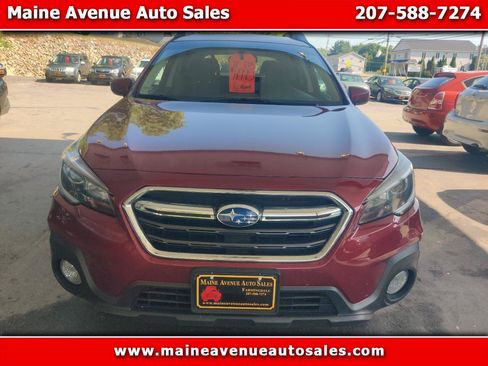 Used 2018 Subaru Outback 2.5i Premium AWD/4WD image 1