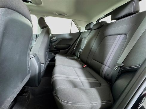Used 2023 Hyundai Venue SEL image 26