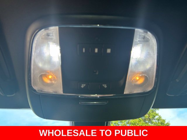 Used 2015 Dodge Charger SXT w/ AWD Plus Group image 31