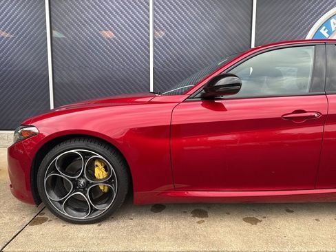 Used 2022 Alfa Romeo Giulia Veloce image 14
