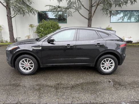 Used 2019 Jaguar E-PACE P250 AWD 4dr SUV image 2
