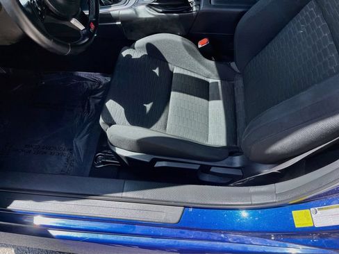 Used 2023 Toyota GR86 RWD image 18