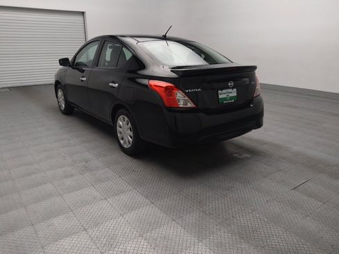 Used 2019 Nissan Versa SV image 5