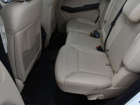 Used 2018 Mercedes-Benz GLS 450 4MATIC w/ Premium Package image 29