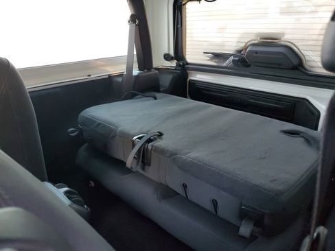 Used 2021 Jeep Wrangler Sport image 12