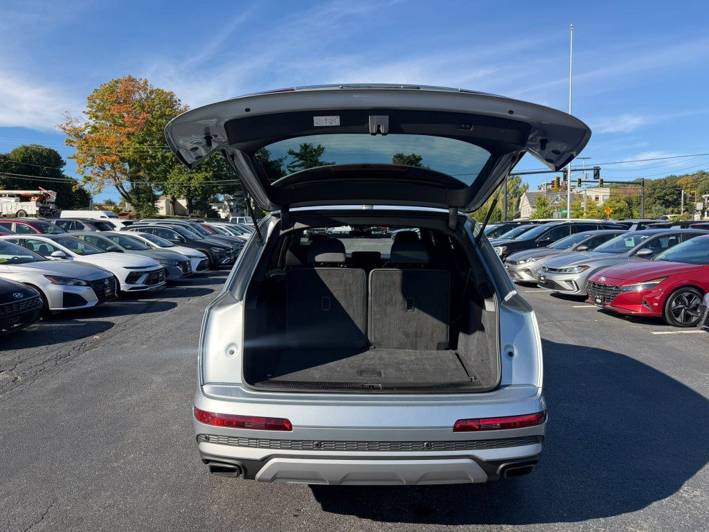 Used 2025 Audi Q7 3.0T Premium Plus AWD/4WD image 20