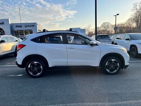 Used 2018 Honda HR-V EX image 5