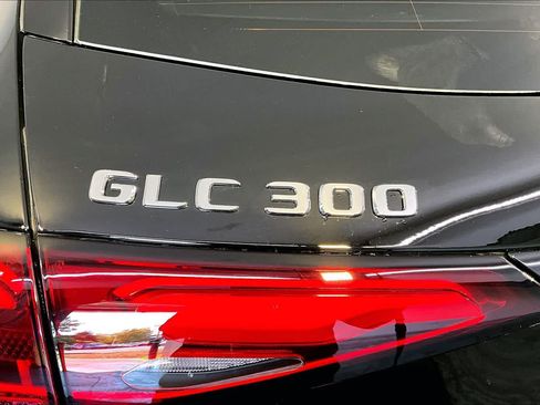 New 2026 Mercedes-Benz GLC 300 4MATIC image 6
