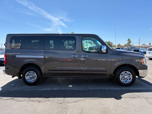 Used 2016 Nissan NV 3500 SV w/ SV Technology Package RWD image 10