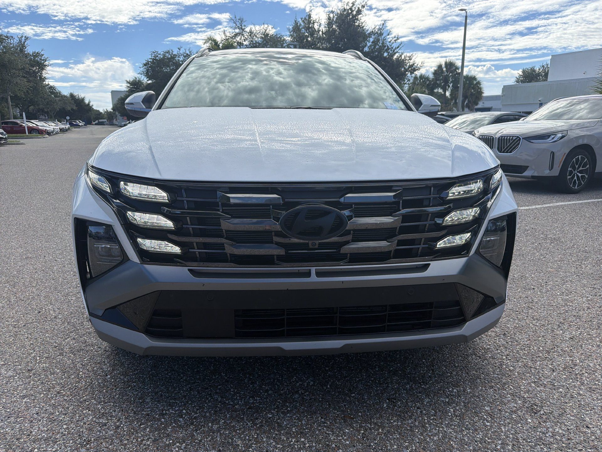 Used 2025 Hyundai Tucson Limited FWD image 2