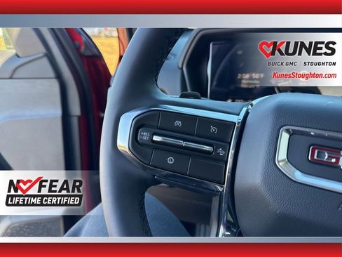 Used 2026 GMC Terrain Elevation w/ Technology Package II image 29