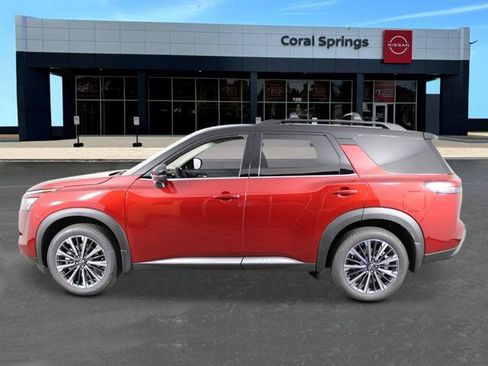 New 2026 Nissan Pathfinder Platinum w/ Cargo Package FWD image 2