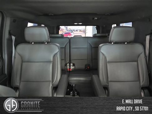 Used 2024 GMC Yukon XL Denali AWD/4WD image 40