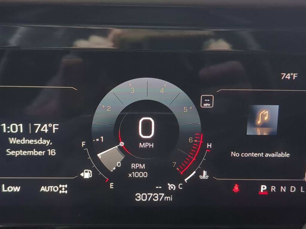 Used 2025 GMC Yukon Elevation AWD/4WD image 19